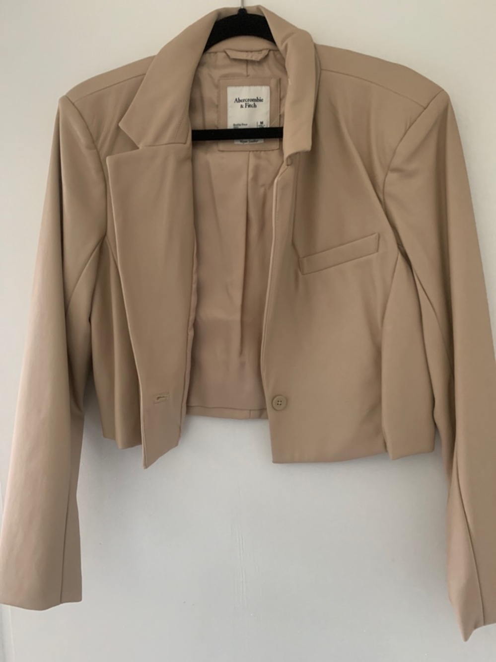 Abercrombie & Fitch Cropped Blazer in Taupe